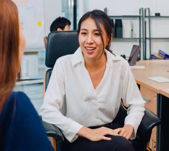 females-one-on-one-chat